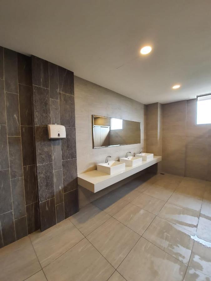 The Clio 2 Residences, Beside Conezion, Beside Ioi City Mall, Opposite Serdang Hospital, Beside Uniteen And Upm, Putrajaya Bagian luar foto